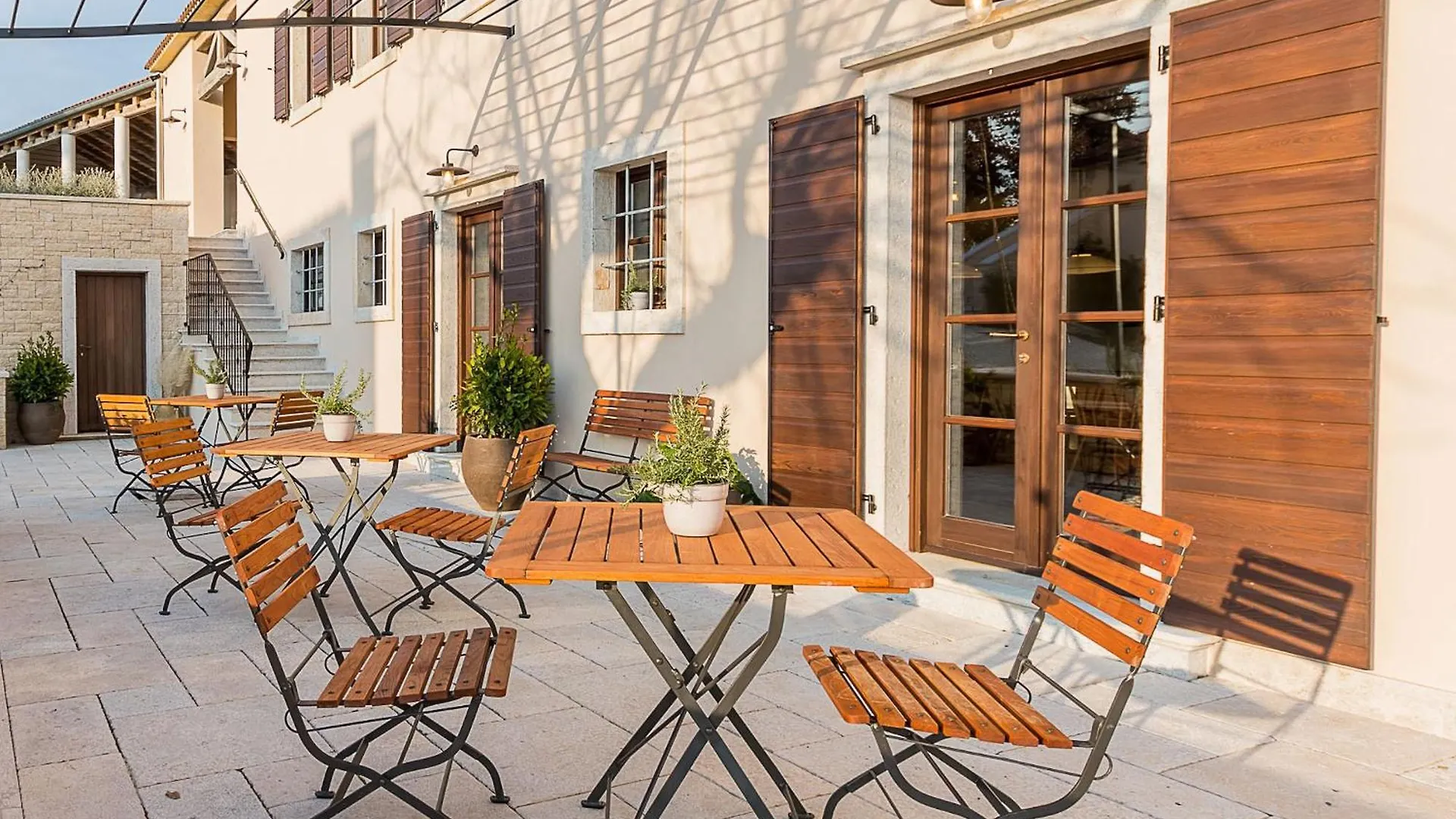 Tranquil Istria Estate Palazio Clai Winery 8 Bedrooms Spa Heated Pool Groznjan Villa