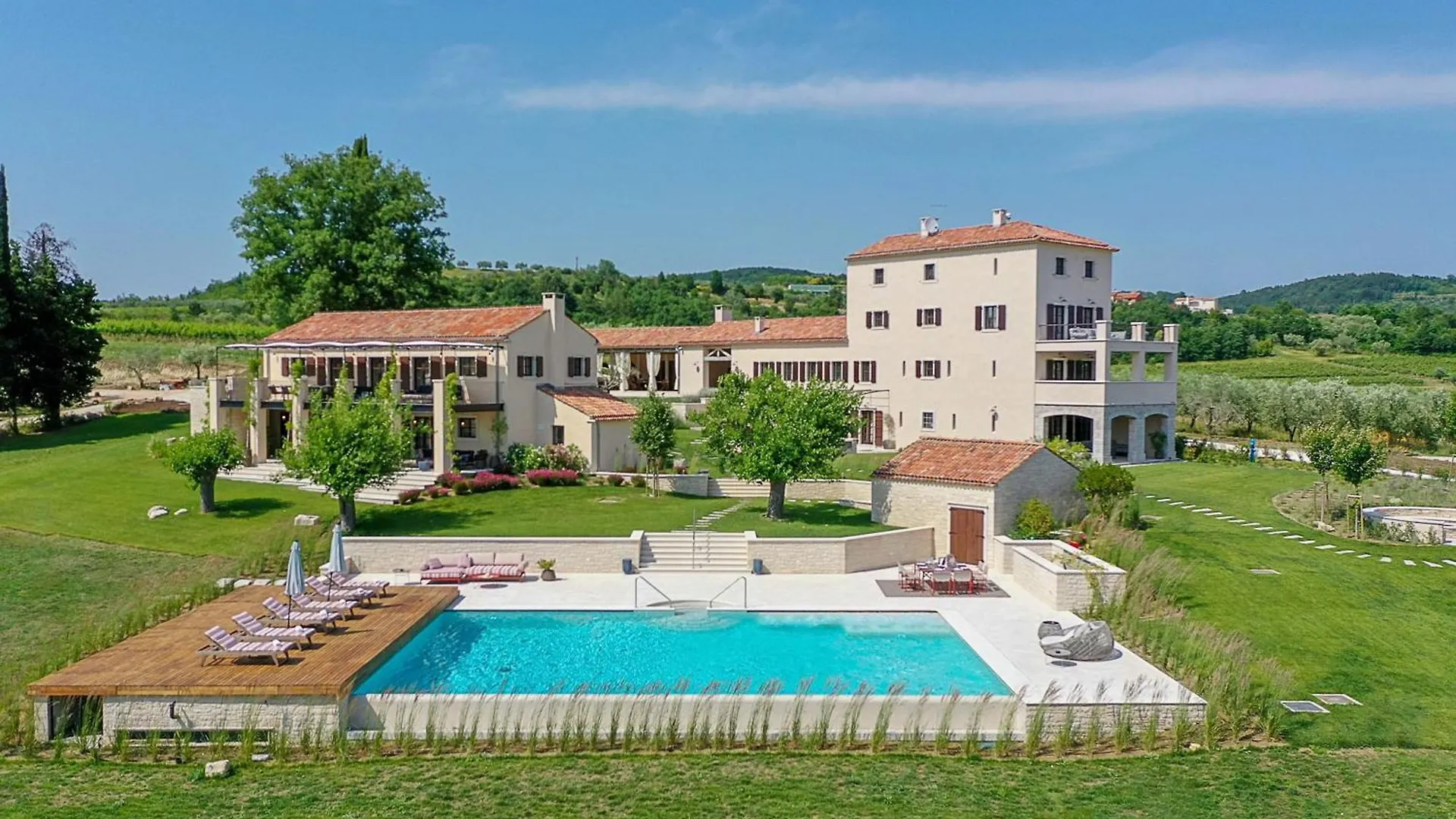 Villa Tranquil Istria Estate Palazio Clai Winery 8 Bedrooms Spa Heated Pool Groznjan