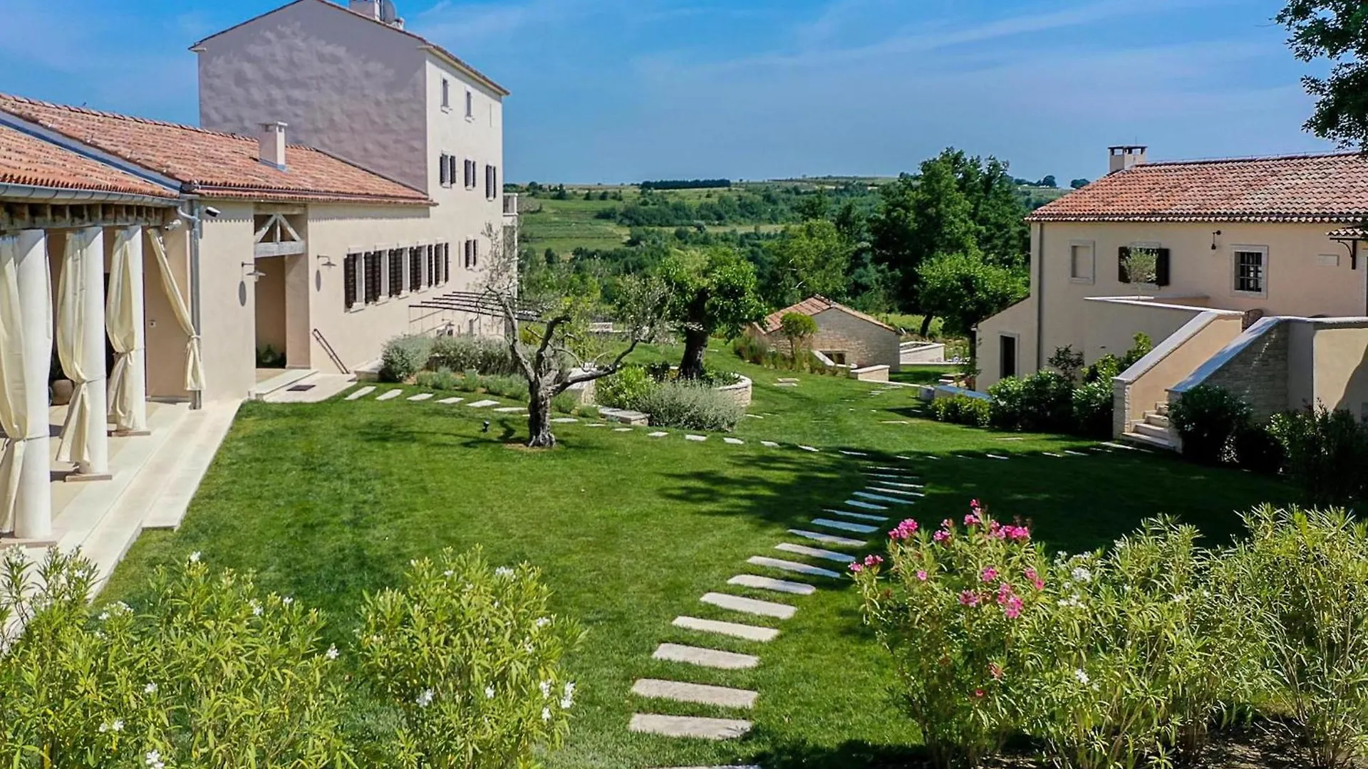 Tranquil Istria Estate Palazio Clai Winery 8 Bedrooms Spa Heated Pool Groznjan